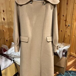 100% Wool Women's Coat